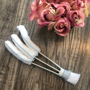 MULTI FUNCTION MICRO FIBER DOUBLE HEADED CLEANING BRUSH-car vents, blinds fans